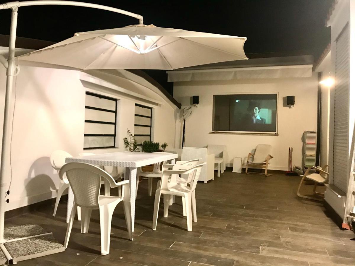 Stanza E Bagno Privato, Idromassaggio Con Extra Fee, In Appartamento Ferrara Bagian luar foto