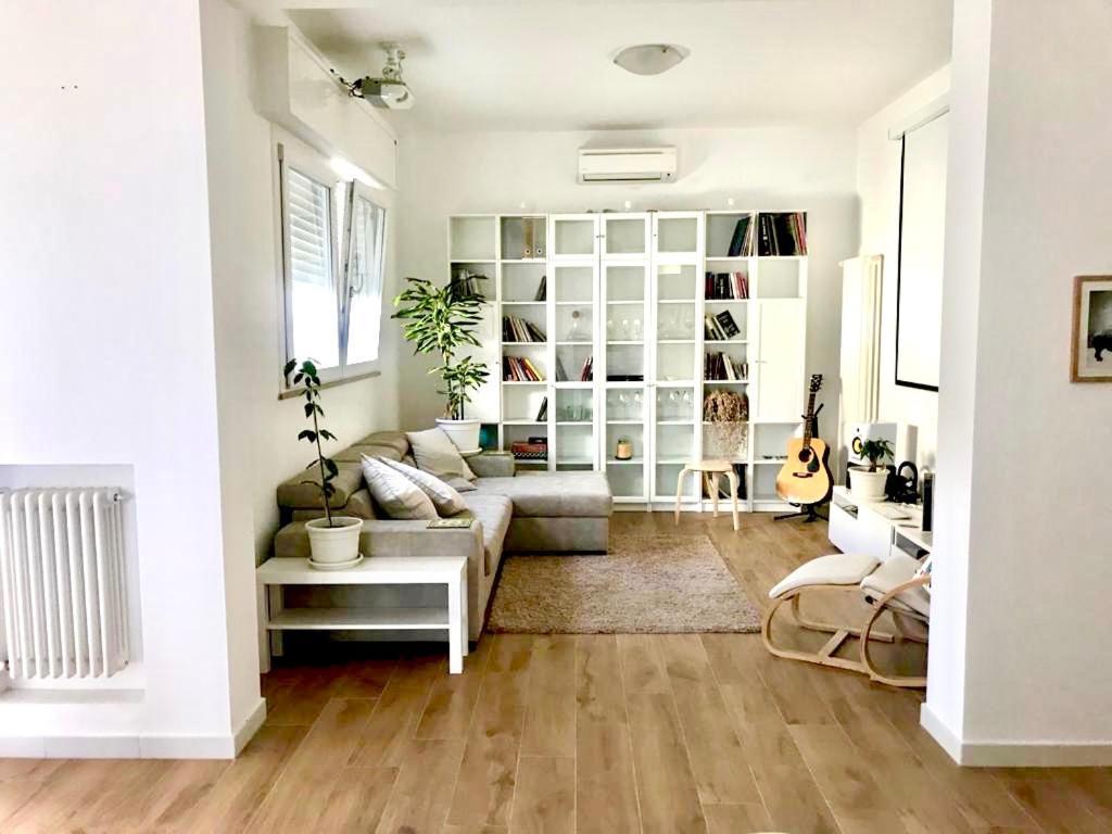 Stanza E Bagno Privato, Idromassaggio Con Extra Fee, In Appartamento Ferrara Bagian luar foto